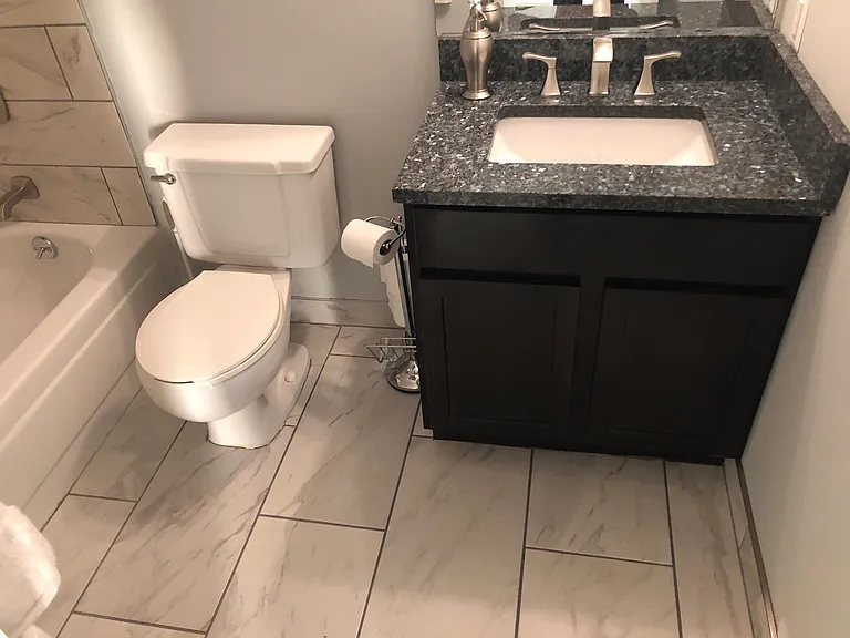 250 E Harbortown Dr — Photo 17