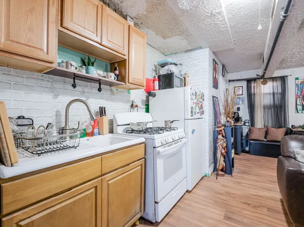 3617 Laconia Avenue image 32 of 46