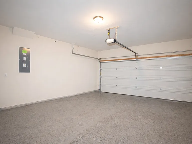6217 Dorothy Muree Dr — Photo 28