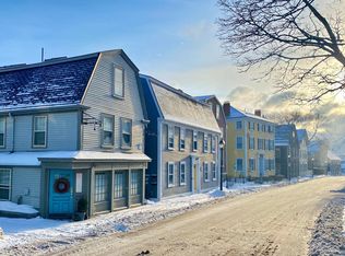 14 State St UNIT B, Marblehead, MA 01945