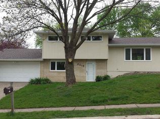 2518 W 44th St, Davenport, IA 52806