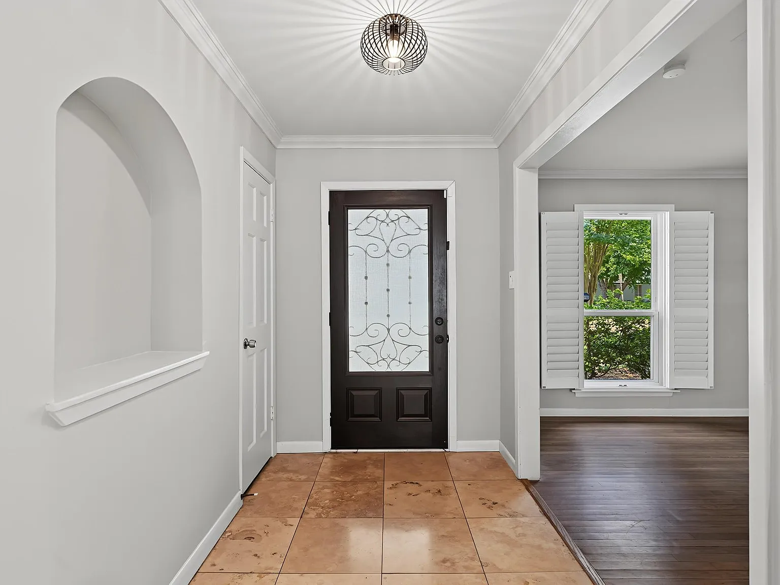 4 bed, 3.0 bath, 2655 sqft, $3,400 — Photo 3