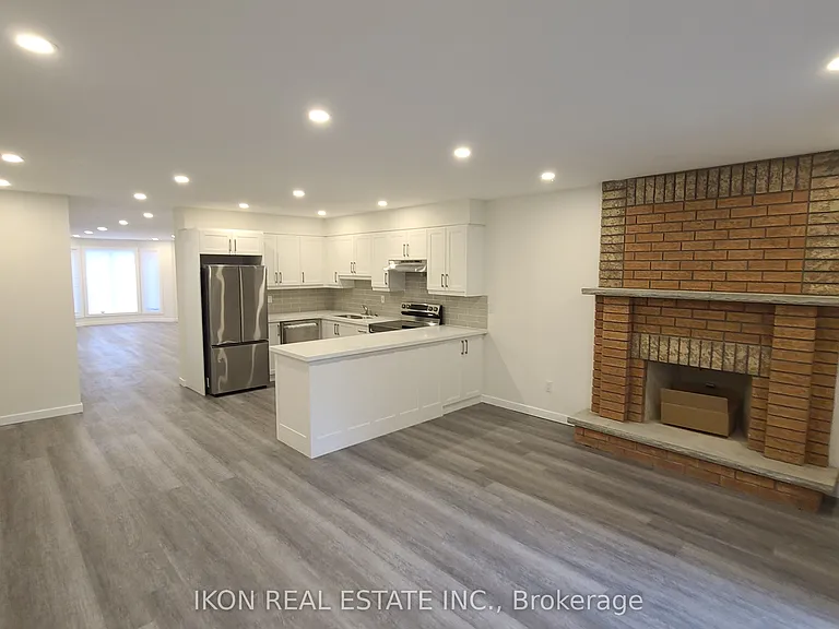 31 Torrens Ave — Photo 8