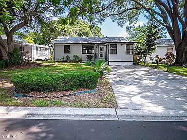 3 bed, 1387 sqft, $2,600 — Photo 3