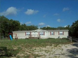 196 Christensen Rd, Elgin, TX 78621