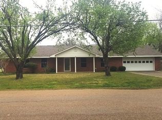 408 N 1st St, Mabank, TX 75147