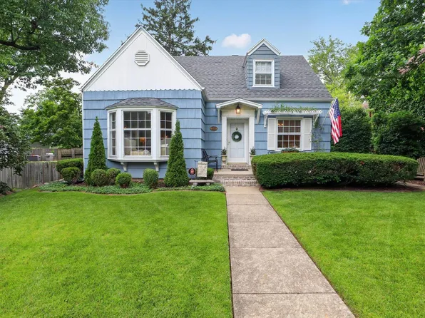 1725 E Lasalle Ave, South Bend, IN 46617