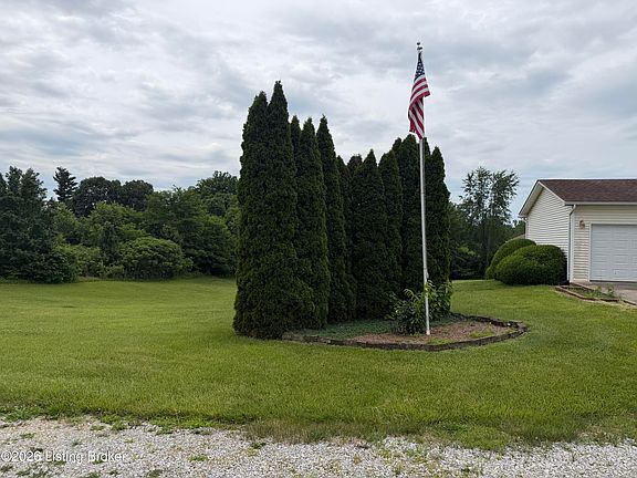 3rd image of 845 D E Brown Rd