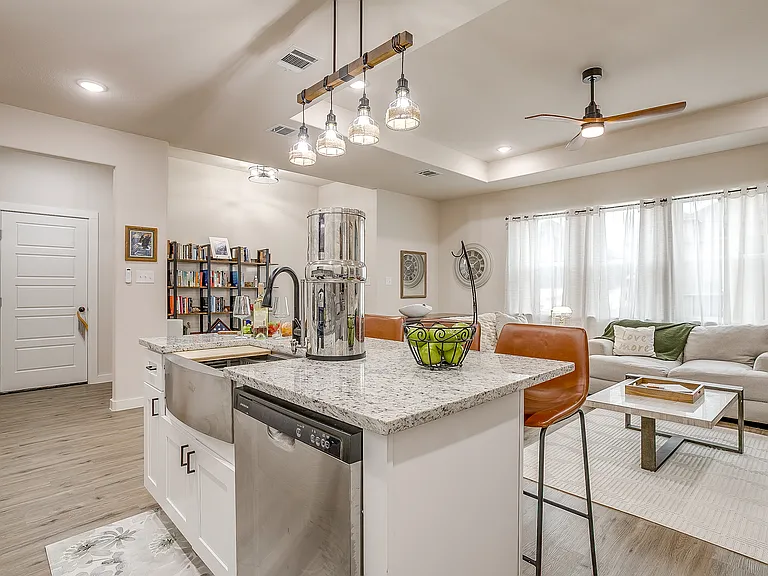 5626 Barkridge Dr — Photo 30