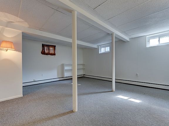 4th image of 311 Plainfield Ave