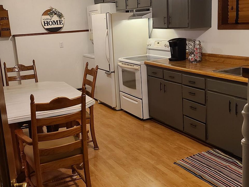 2nd image of 305 E Crawford St #305