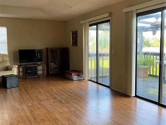 5th image of 1438 Eden Dr