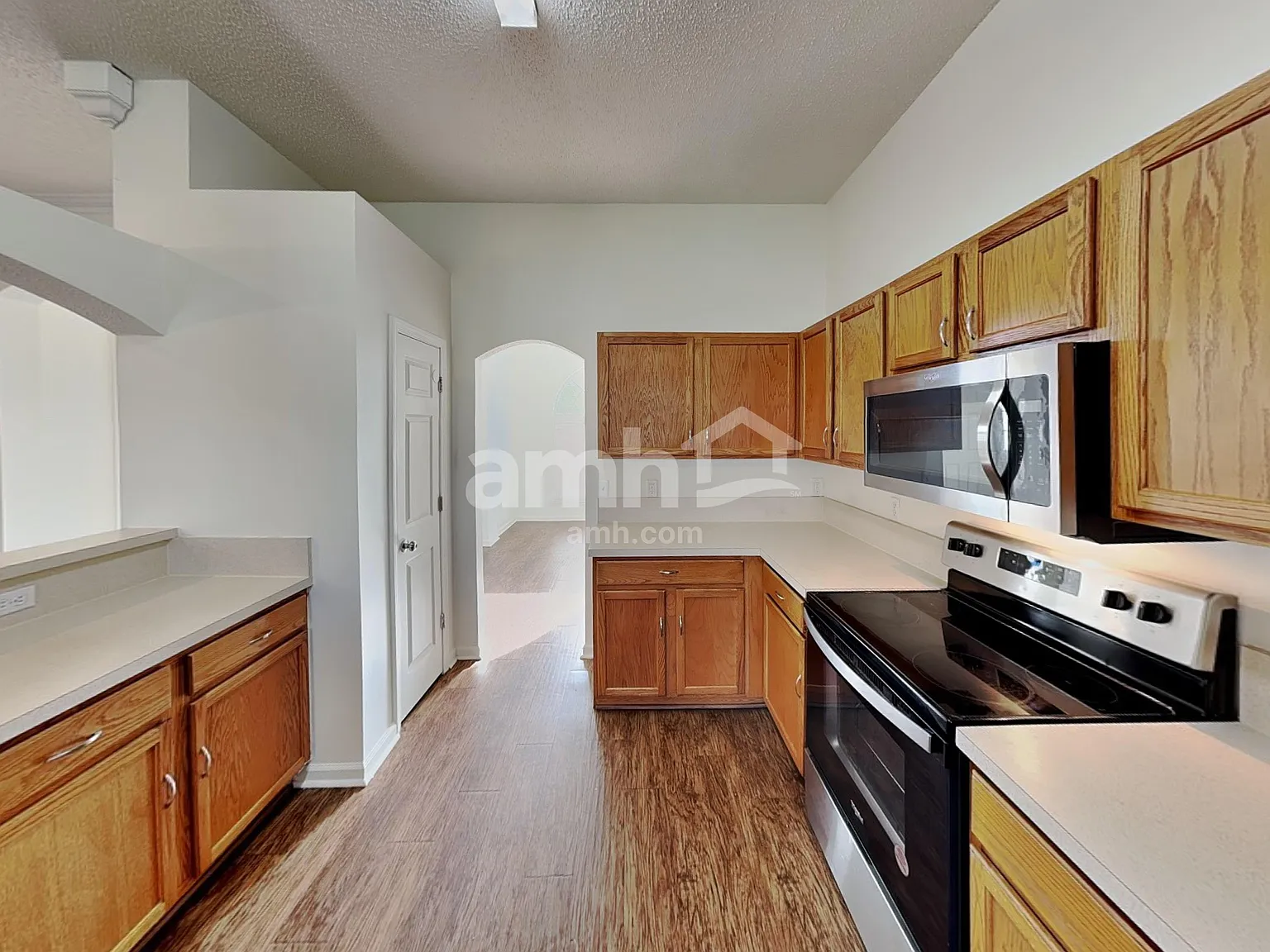 5 bed, 4.0 bath, 2893 sqft, $2,645 — Photo 4