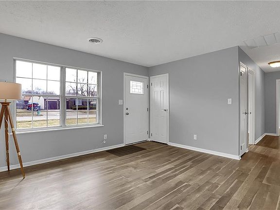 5th image of 5436 Lobo Dr