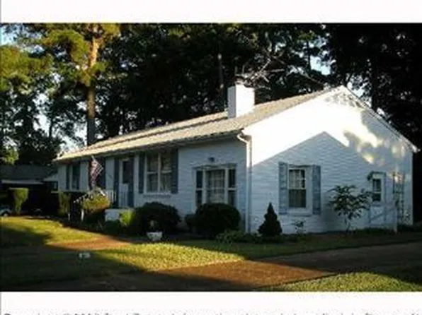 4801 Milan Dr, Portsmouth, VA 23703