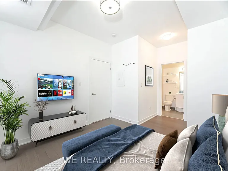 3560 Saint Clair Ave E #224 — Photo 8