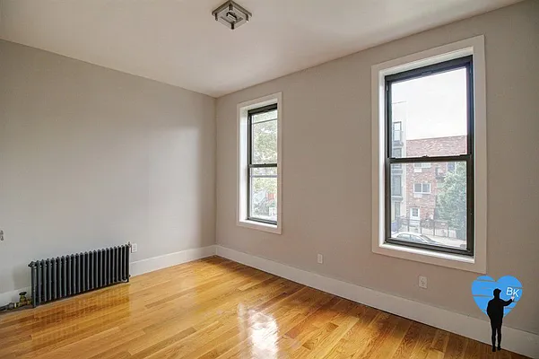 Rented by Next Door Realty NYC | media 9
