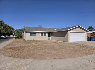 565 Acacia Ave, Manteca, CA 95336