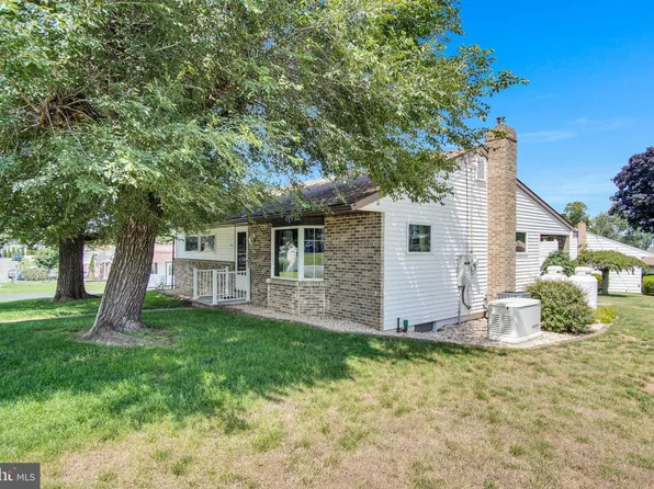 23 Birch St, Mechanicsburg, PA 17050