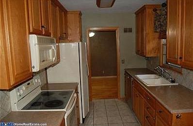 4th image of 4233 C St