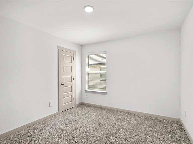 6911 Escobedo Ln — Photo 6