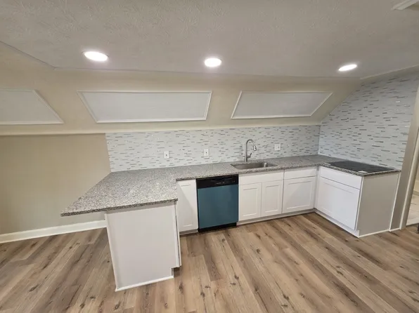 1411 W 110th St Unit 1, Cleveland, OH 44102