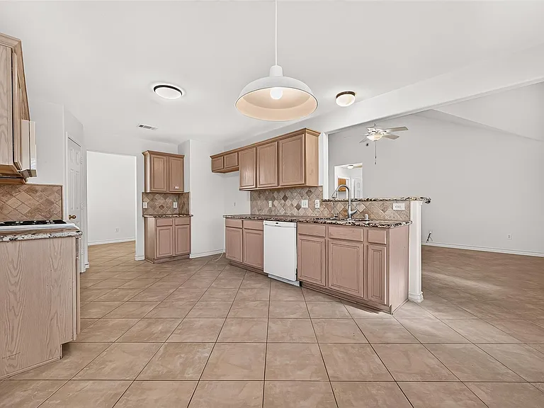 3830 Flatwood Dr — Photo 31