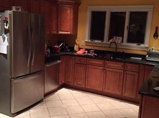 129 Merrimac Dr #1, Trumbull, CT 06611