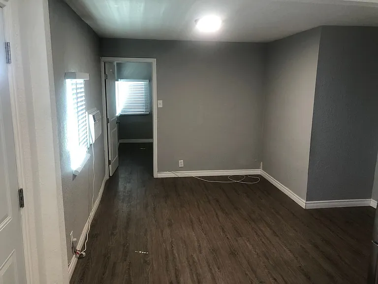 1101 Stewart Ave — Photo 5