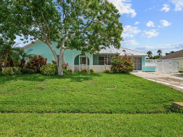 301 SW Whitmore Drive, Port St Lucie, FL 34984