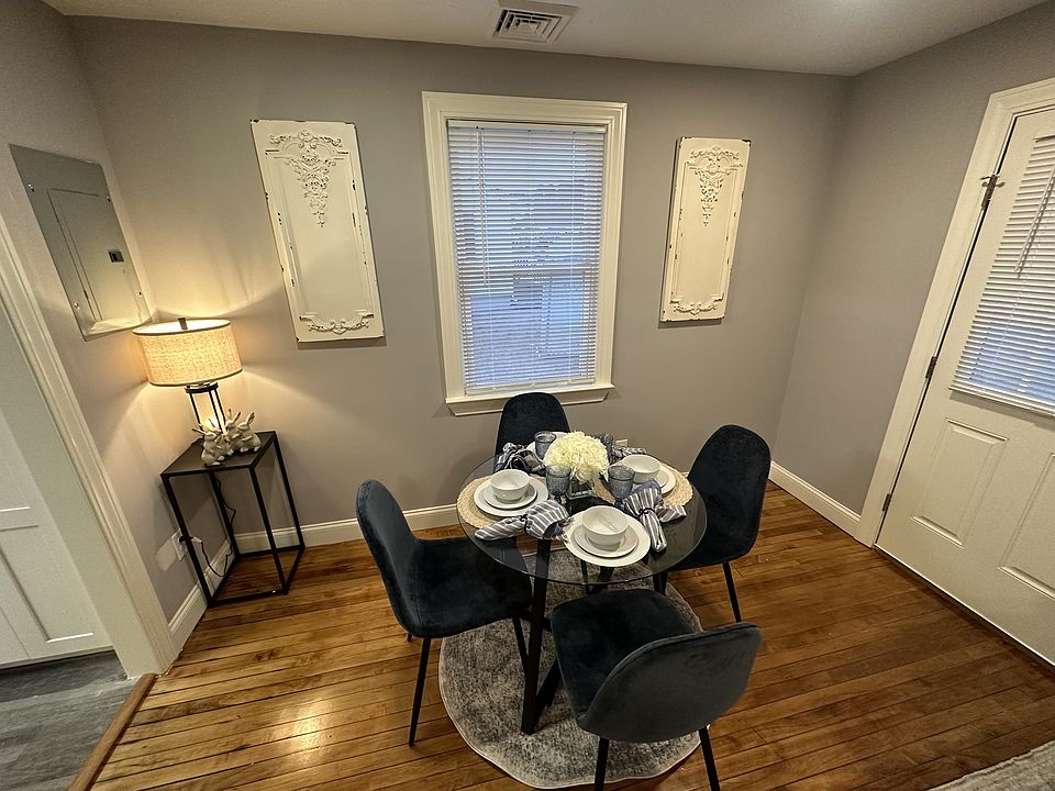 Devenscrest Village Apartment Rentals Ayer, MA Zillow