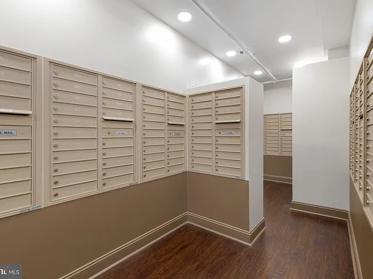 1324 Locust St #712 — Photo 17