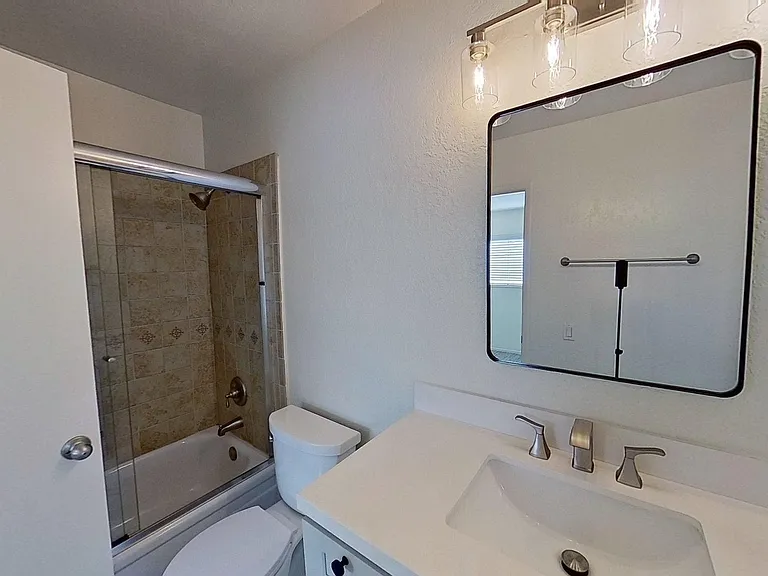 23946 Copenhagen St — Photo 20