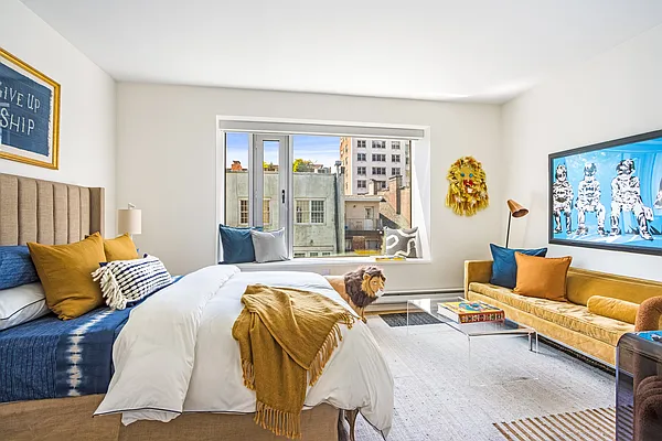 Sold by Compass | media 8