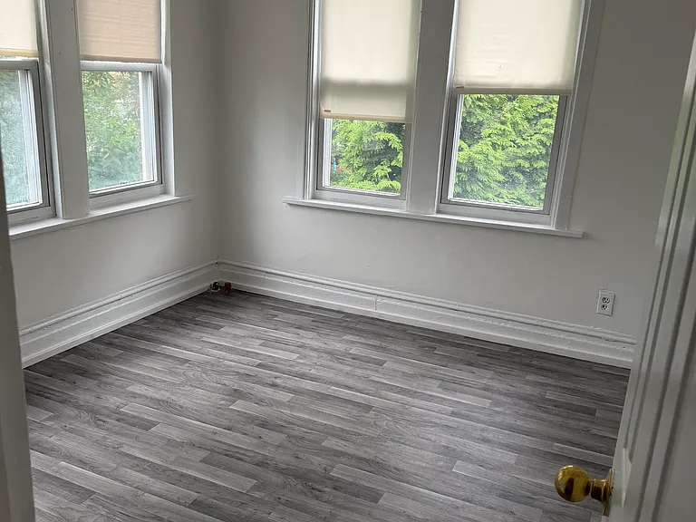 4423 W Jackson Blvd #2 — Photo 6