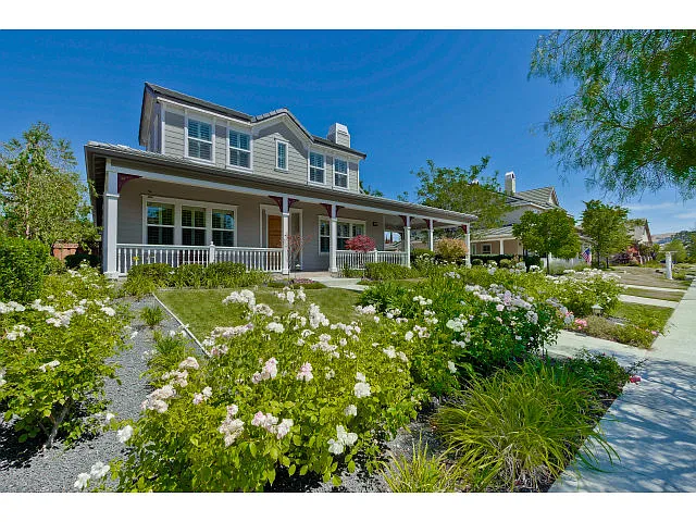 3046 Verdala Dr photo 1