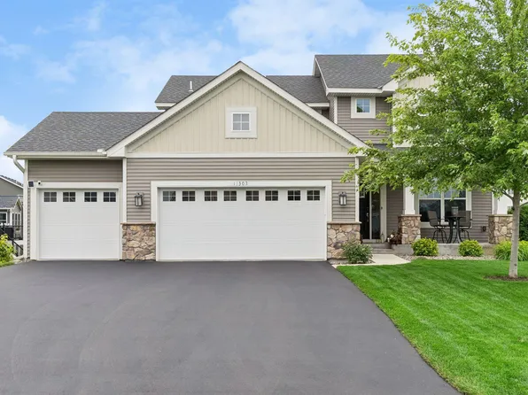 11302 Red Stem Ct, Maple Grove, MN 55311