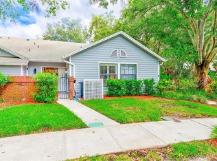 2728 Bentley Dr, Palm Harbor, FL 34684