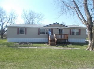 401 Spruce St, Ridgeway, MO 64481