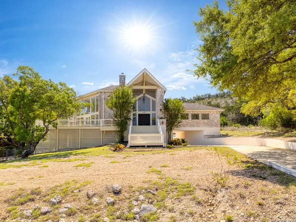 1347 Highland Terrace, Canyon Lake, TX 78133