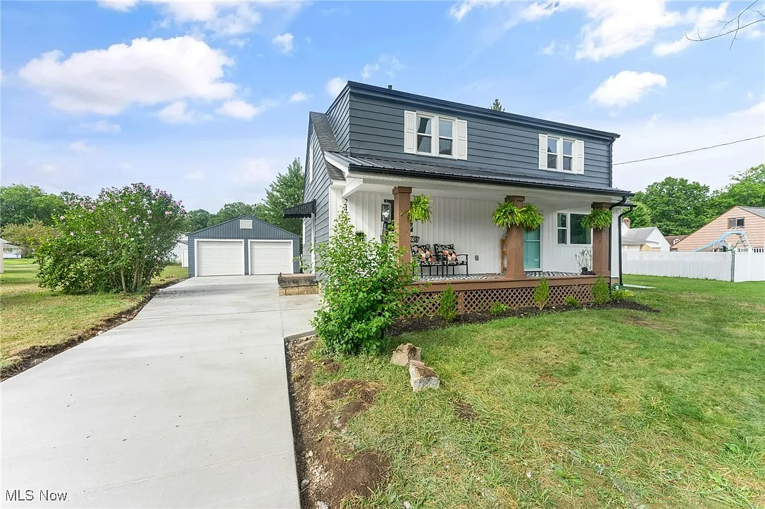2426 Kirk Rd photo 1