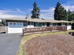 8519 Maple Ln, Edmonds, WA 98026