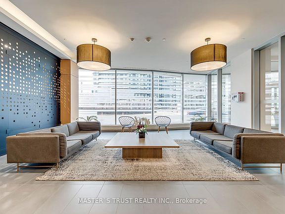 5th image of 2520 Eglinton Ave W #1804