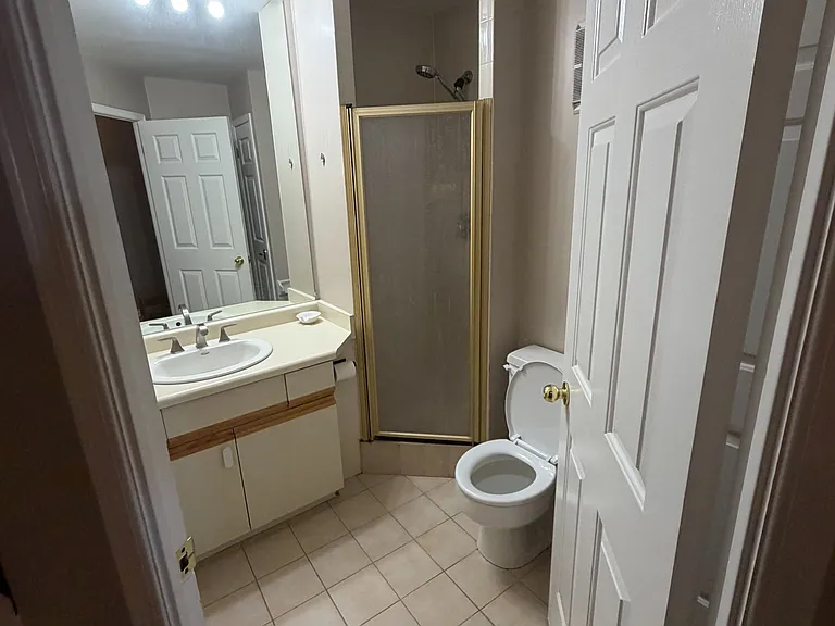 695 Richmond St #1307 — Photo 21