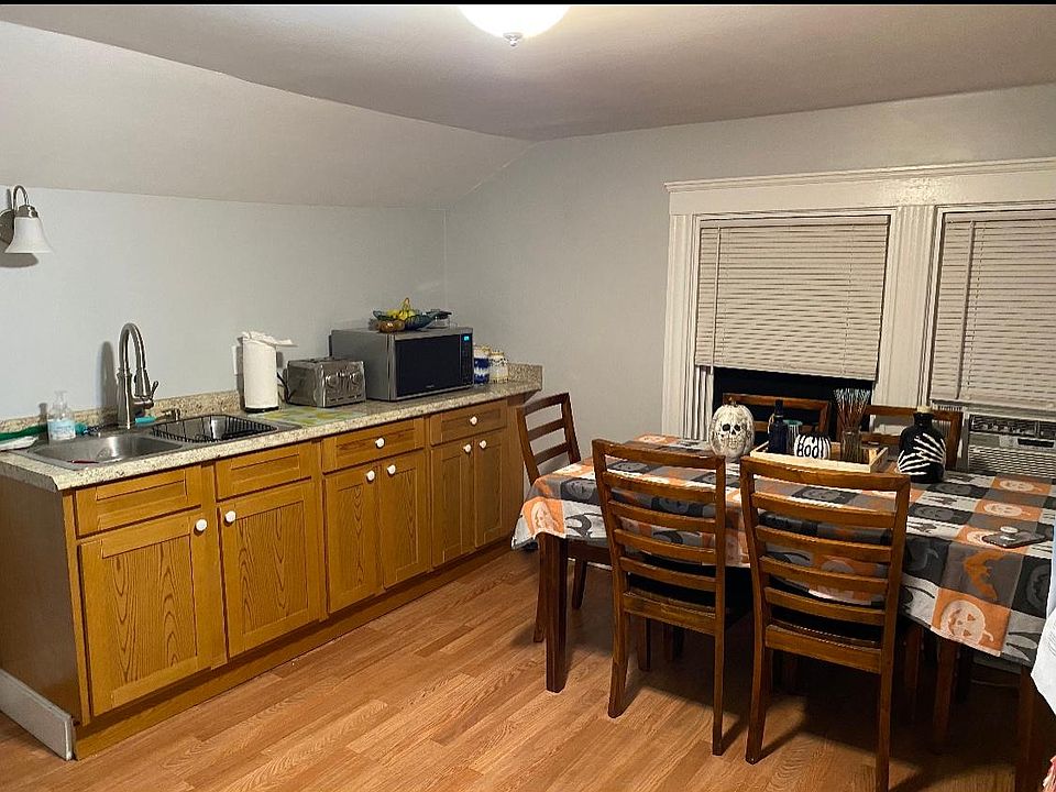 605 Daggett Ave FLOOR 2, Pawtucket, RI 02861 Zillow