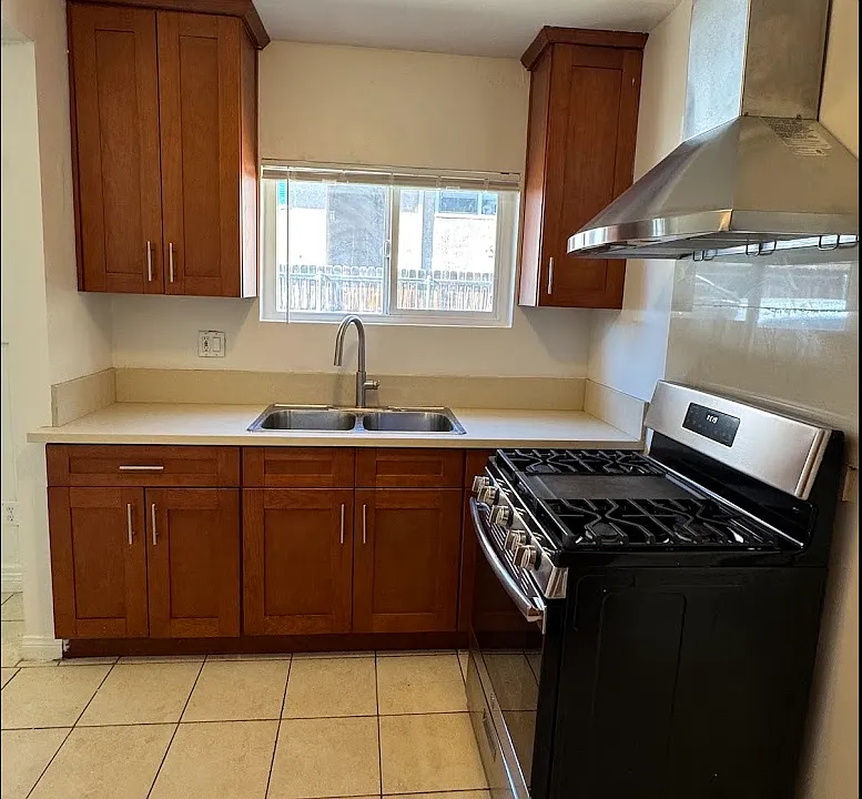 153 N Parkwood Ave #153