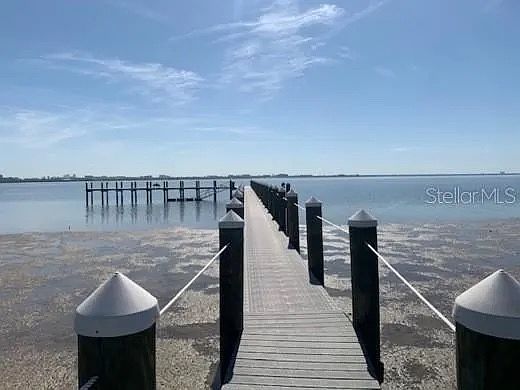 1st image of 1315 Bay Club Cir #1315