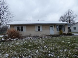 1713 Abbe Rd S, Elyria, OH 44035