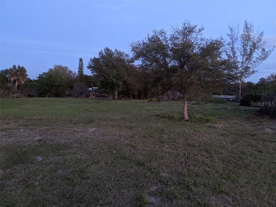 2nd image of 933 Boundary Blvd