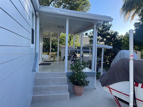 4th image of 19800 SW 180th Ave Lot 84